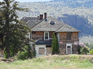 Boarded up house Boarded up house in Tranquille, near Kamloops. #olafincanada #britishcolumbia #discoverbc #abandonedbc #tranquille