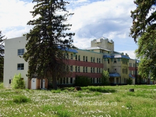 Greaves hospital Greaves hospital in Tranquille, near Kamloops. #olafincanada #britishcolumbia #discoverbc #abandonedbc #tranquille