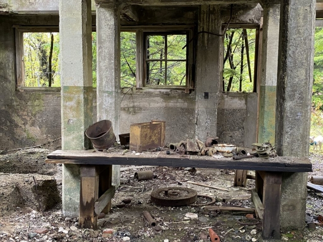 Deserted crafting table in factory at Anyox #olafincanada #britishcolumbia #discoverbc #abandonedbc #anyox