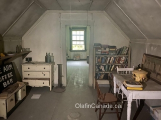 Top floor of school The living room of the teacher on the top floor of the school in Alice Arm. #olafincanada #britishcolumbia #discoverbc #abandonedbc #alicearm