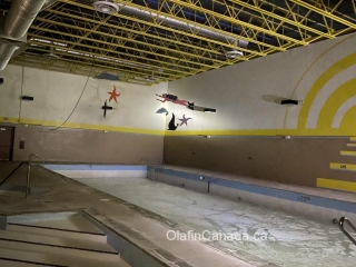 Swimming pool Deserted swimming pool in Kitsault #olafincanada #britishcolumbia #discoverbc #abandonedbc #kitsault #pool