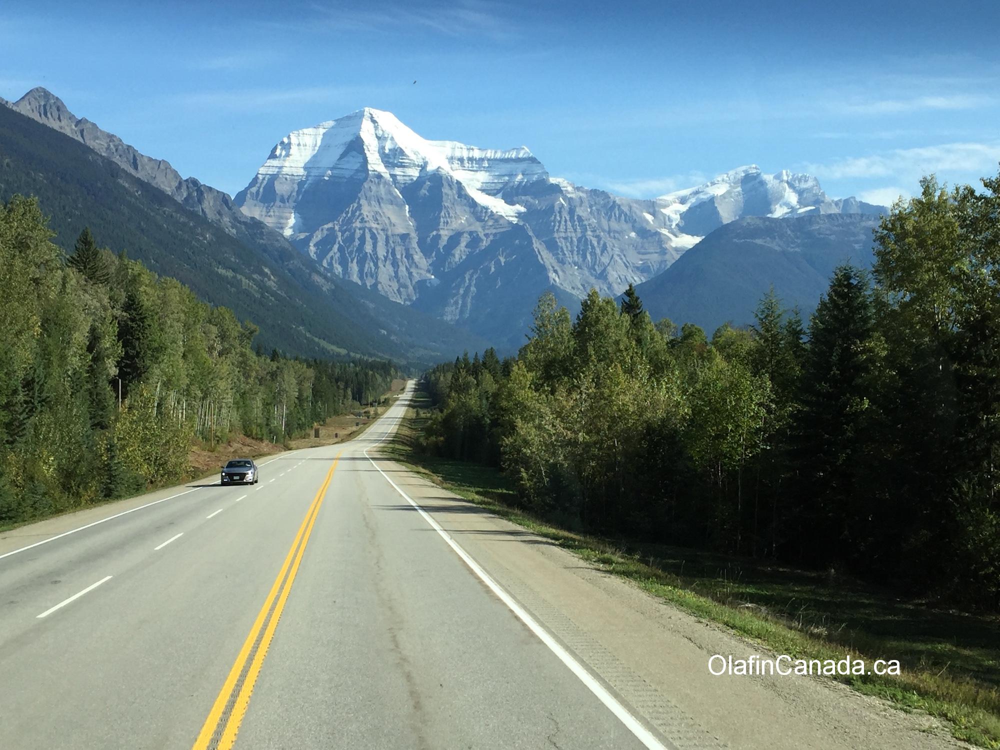 Mount Robson in the sun from the highway driving east #olafincanada #britishcolumbia #discoverbc #mountrobson #sunshine