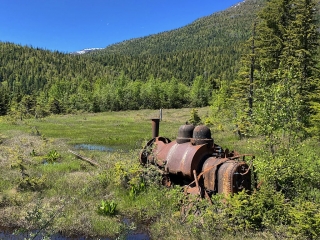 Locomotive in Anyox Locomotive that used to bring supplies to the dam #olafincanada #britishcolumbia #discoverbc #abandonedbc #anyox #locomotive