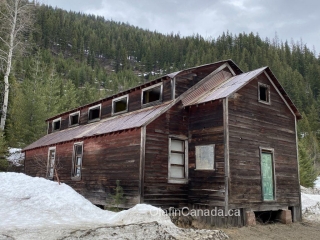 Retallack One of 2 houses in Retallack BC in the Valley of the Ghosts #olafincanada #britishcolumbia #discoverbc #abandonedbc #retallack