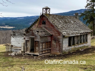 Abandoned school Small school in Chu Chua on Dunn Lake Road #olafincanada #britishcolumbia #discoverbc #abandonedbc #school