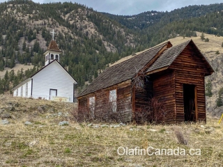 Churches near Hedley Old Saint Anns Chuchuwayha First Nations Mission Church from 1908 near Hedley #olafincanada #britishcolumbia #discoverbc #abandonedbc #church
