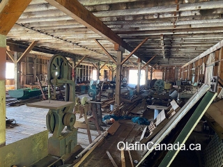 Appliances left at the cannery Appliances left at the Tallheo Cannery in Bella Coola #olafincanada #britishcolumbia #discoverbc #abandonedbc #tallheocannery #bellacoola
