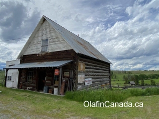 Shop in the countryside General Store in 153 Mile House #olafincanada #britishcolumbia #discoverbc #abandonedbc #153milehouse #generalstore #backintime
