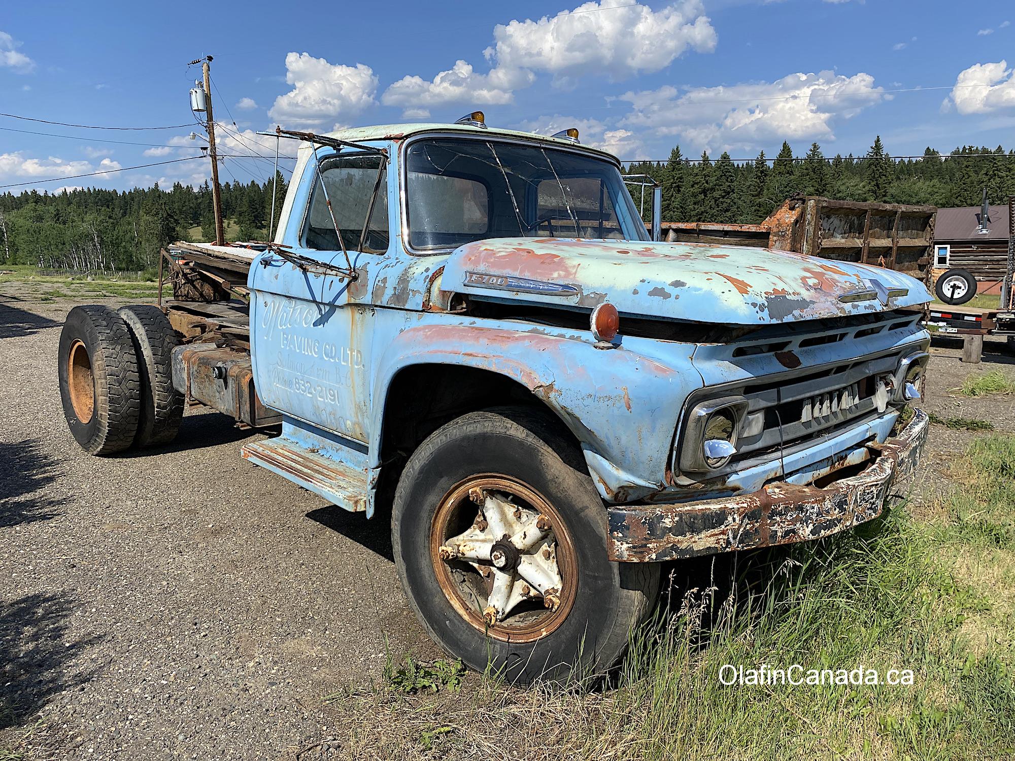Mercury truck in Riske Creek BC #olafincanada #britishcolumbia #discoverbc #abandonedbc #cariboo #riskecreek #truck