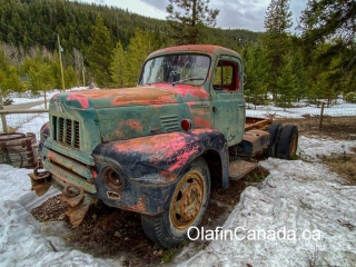 Old truck 2 Old truck on the Summerland Princeton Road near Bankeir #olafincanada #britishcolumbia #discoverbc #abandoned #truck